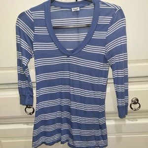 Splendid top lightweight size Medium 3/4 sleeve